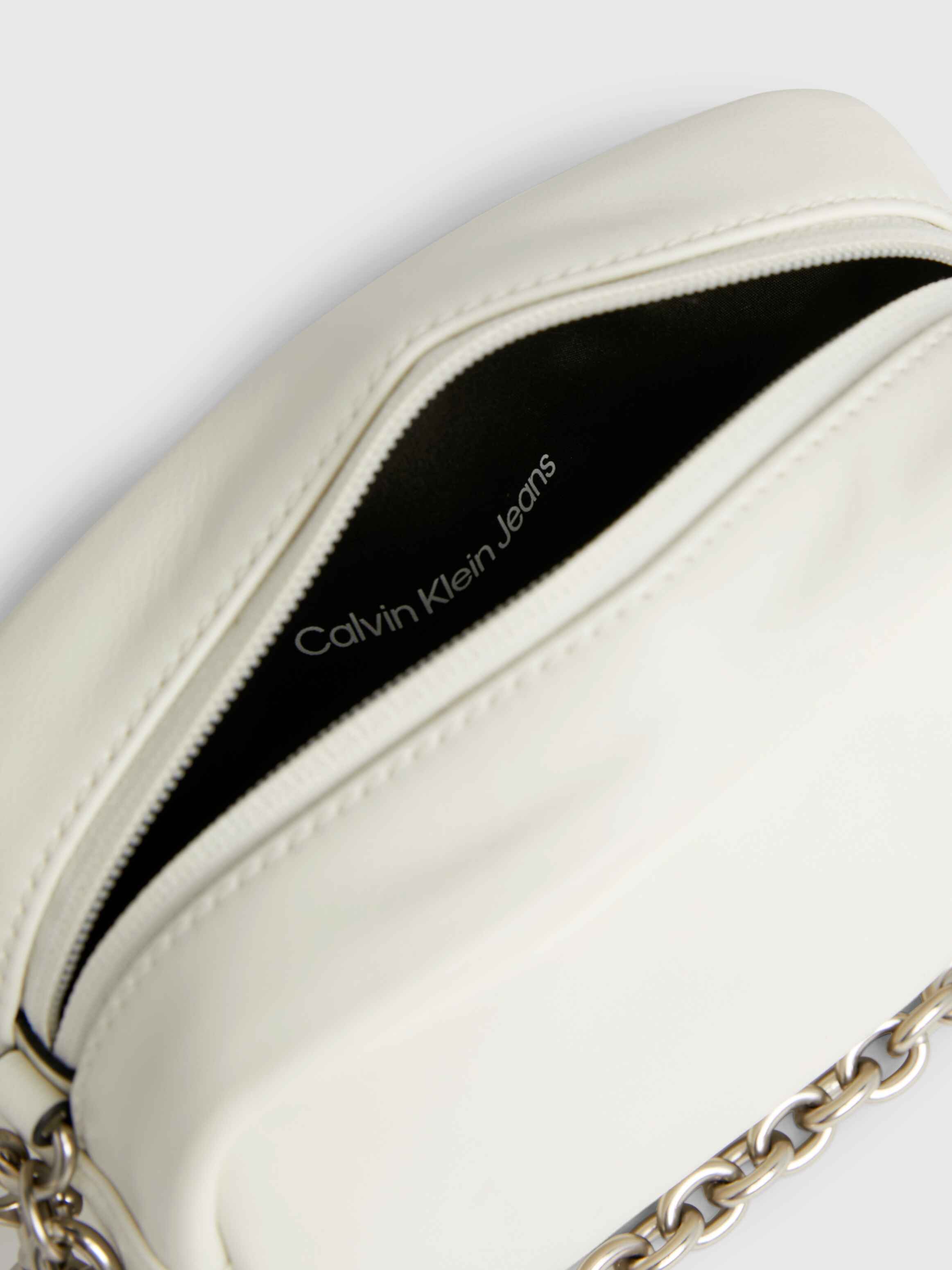 BOLSO CALVIN KLEIN MICRO MONO CHAIN MUJER - Image 4